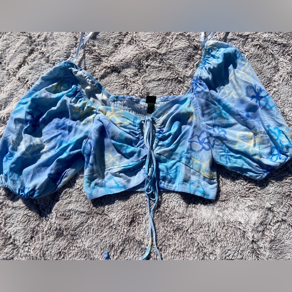 Blue Floral Balloon Sleeve Lace-up Crop Top - Medium, wild fable